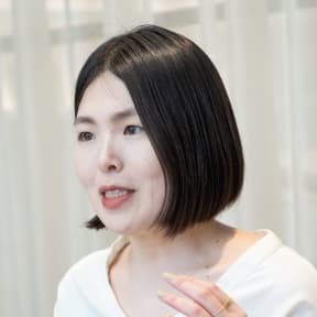 オペレーション統括部 カスタマーサポート課 リーダー 安部 薫様