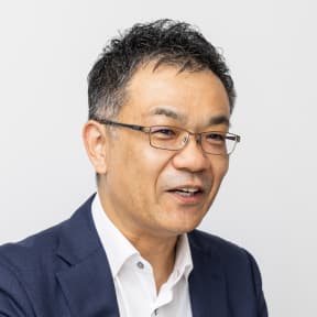 取締役執行役員 お客様サービス本部長 川田 広明様の写真