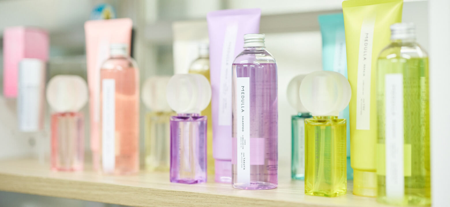 パーソナライズシャンプー「MEDULLA」をはじめとするパーソナライズケア商品（写真）